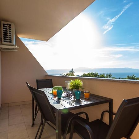 Apartments Didi Омишаль Экстерьер фото