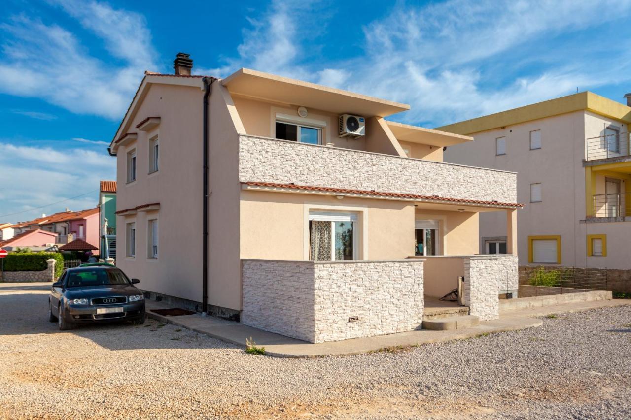 Apartments Didi Омишаль Экстерьер фото
